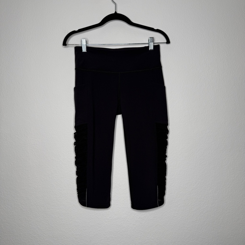 Lululemon Sharp Turns Black Crop Mesh Ruched Pocket Leggings Size 6